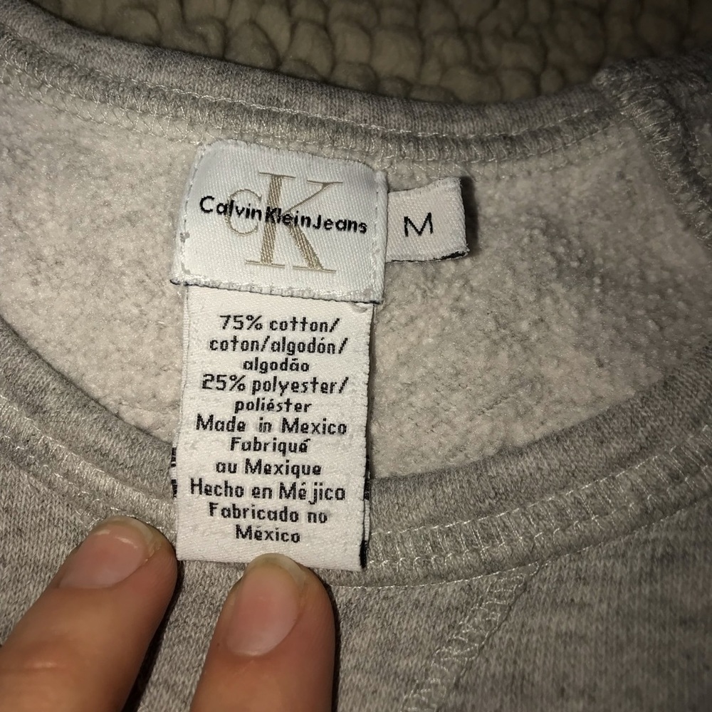 CK gray sweatshirt